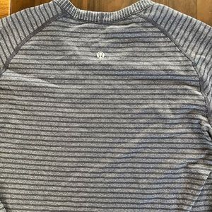 Lululemon swiftly longsleeve size S